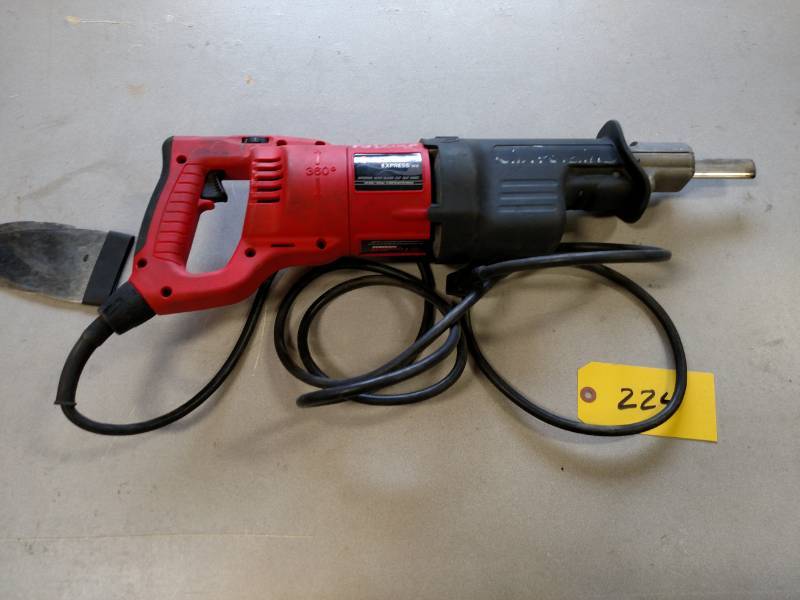 lot 224 image: Equalizer Express 360 Interior Auto...