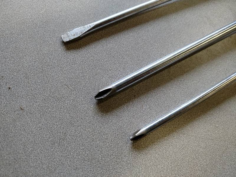 lot 240 image: (3) Long Screwdrivers...