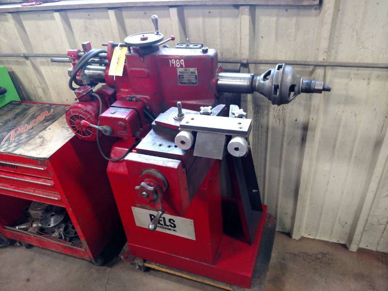 lot 32 image: RELS 204840001D Brake Lathe, Includ...