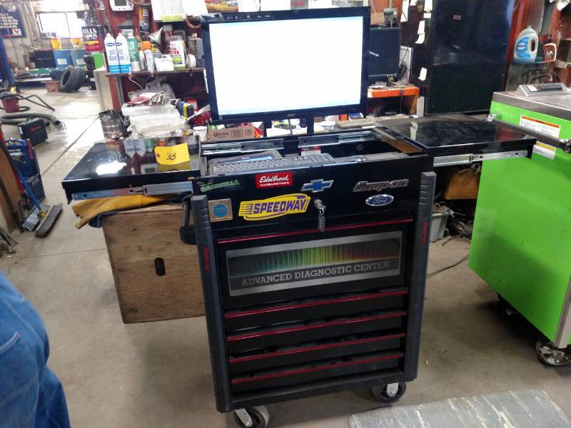 lot 33 image: Snap-On Zeus Live 36M Advanced Diag...