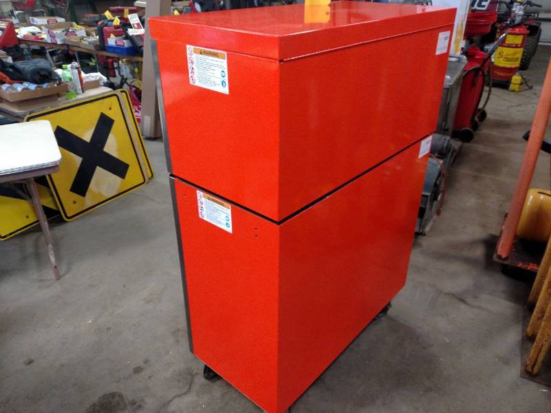 lot 34 image: Snap-On Rolling Tool Cabinet, Botto...