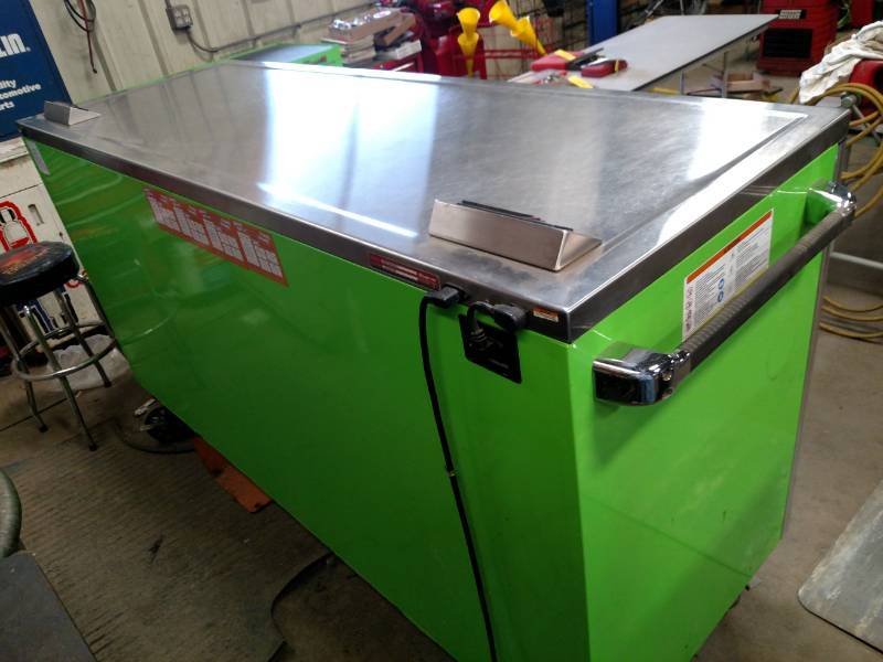 lot 35 image: Snap-On Rolling Tool Cabinet, 84x30...