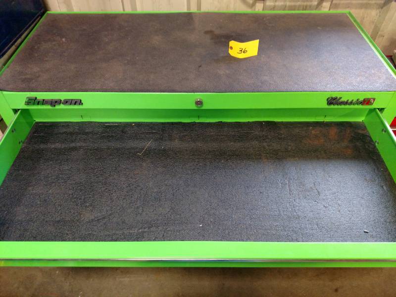 lot 36 image: Snap-On Classic 78 Rolling Tool Cab...