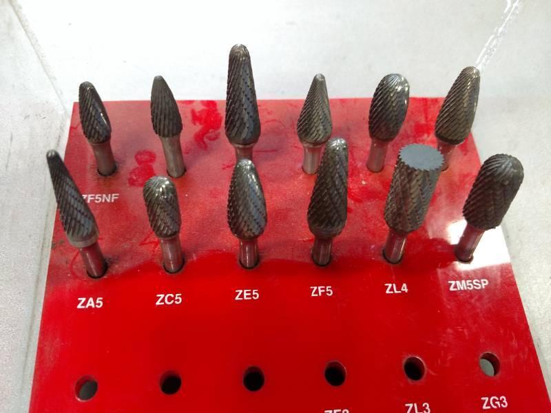 lot 303 image: Matco Carbide Burs...