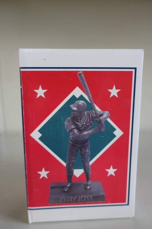 Minnesota Twins Bronze Statue Giveaway - Tony Oliva