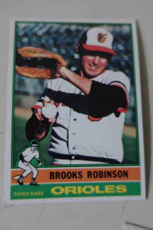 Nice Lot of Several Vintage 1970s Baseball Cards
