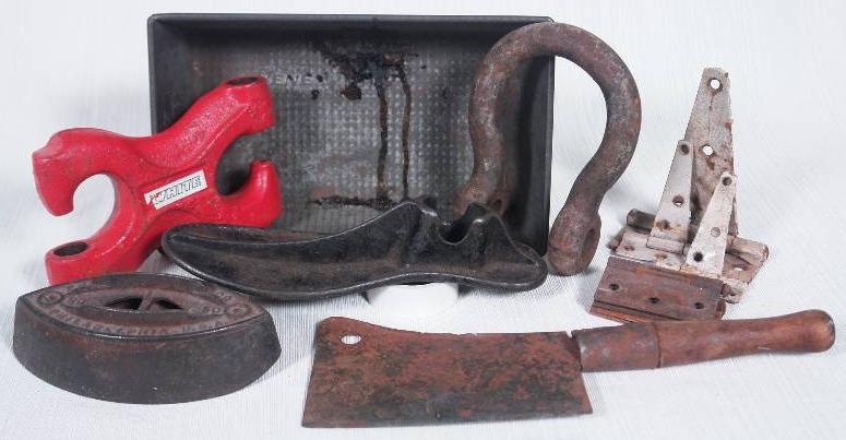 lot 27 image: Mixed Iron Collection