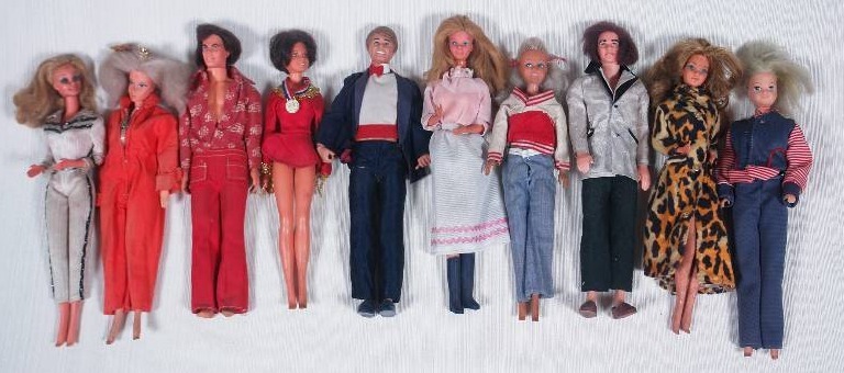 lot 45 image: Seven Barbies and Three Kens