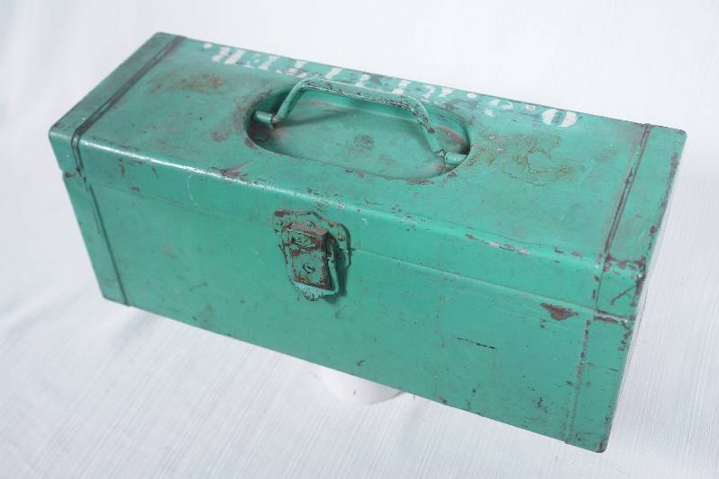 lot 98 image: Steel ToolParts Box