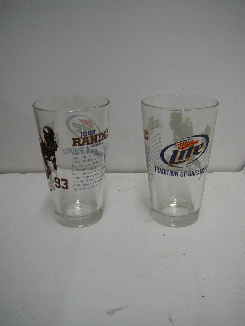lot 21 image: Viking Glasses