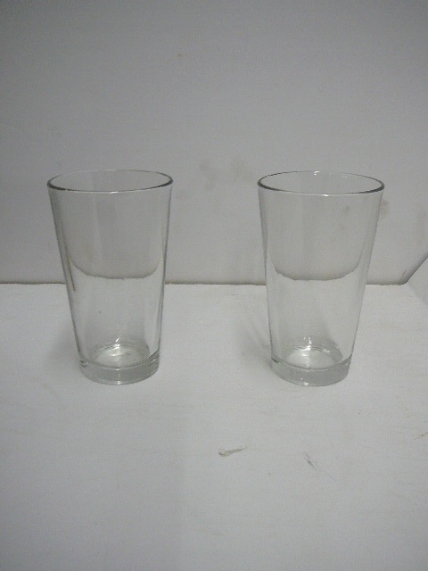 lot 37 image: Bar Glasses