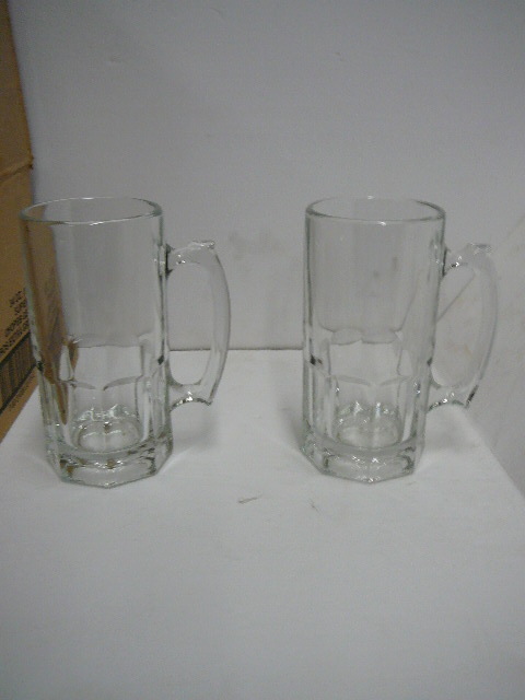 lot 52 image: Bar Glasses Super Muggs