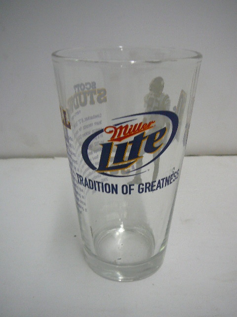 lot 53 image: Bar Glasses