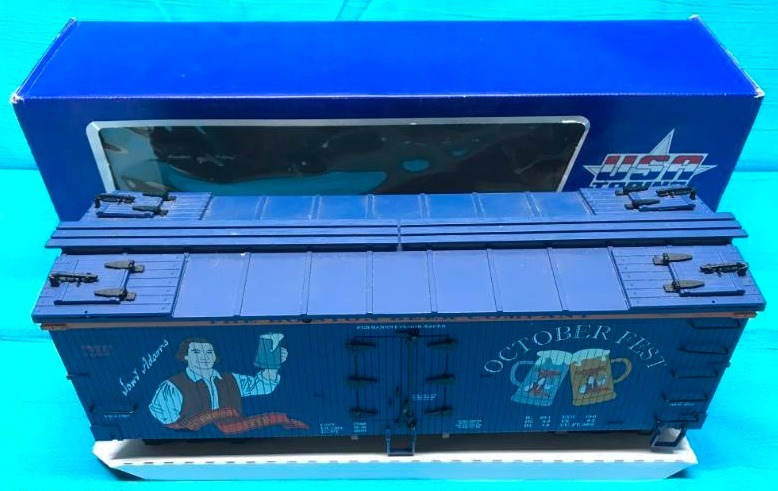 lot 60 image: Model Train Car