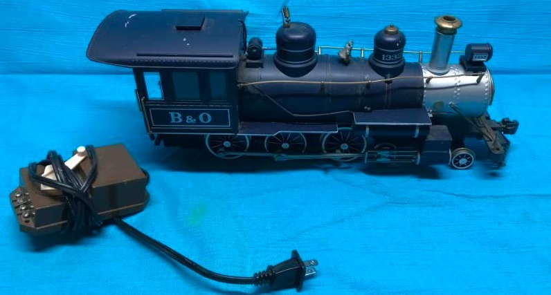 lot 75 image: Model Train Engine
