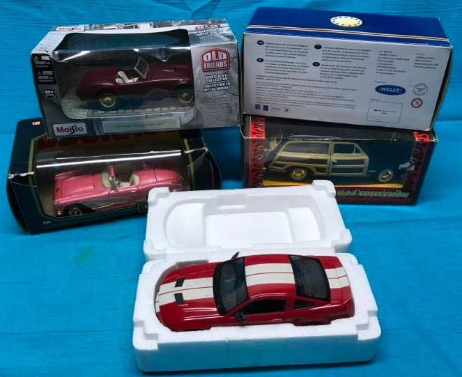lot 101 image: Die Cast Model Cars