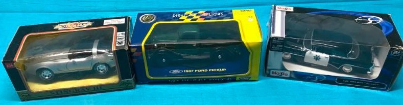 lot 103 image: Die Cast Model Cars