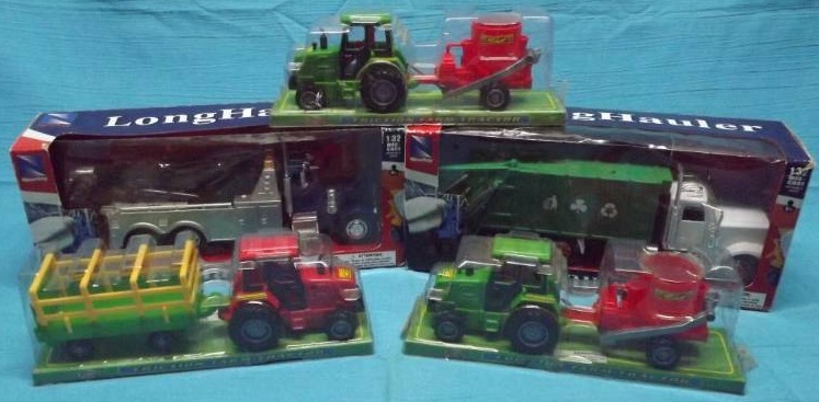lot 122 image: Diecast Trucks and More