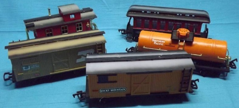 lot 145 image: Model Train Cars