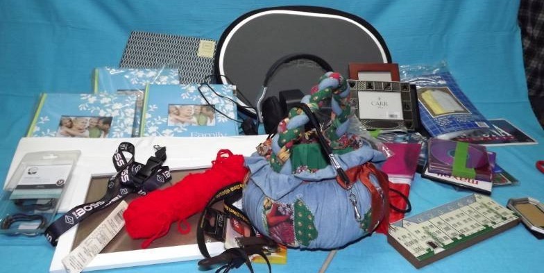 lot 194 image: Office Supplies and More