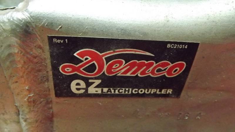 lot 243 image: Heavy Duty Demco Trailer Coupler