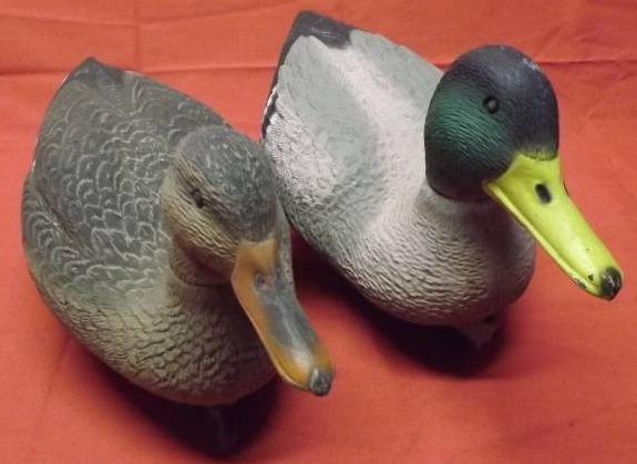 lot 221 image: Duck Decoys