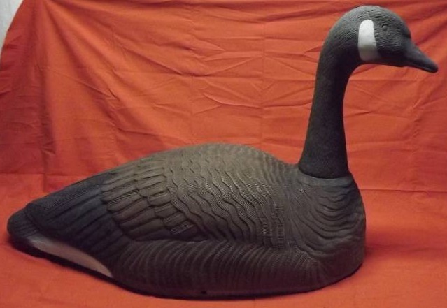 lot 226 image: Large Goose Decoy