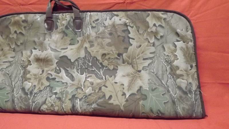 lot 232 image: Bow Case and Release