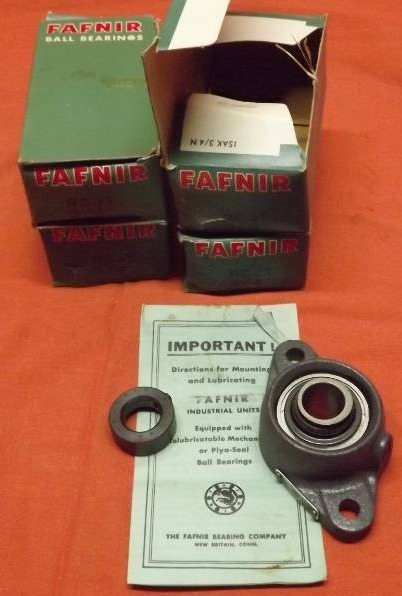 lot 261 image: Flange Mount Pillow Block Housing and Bearing