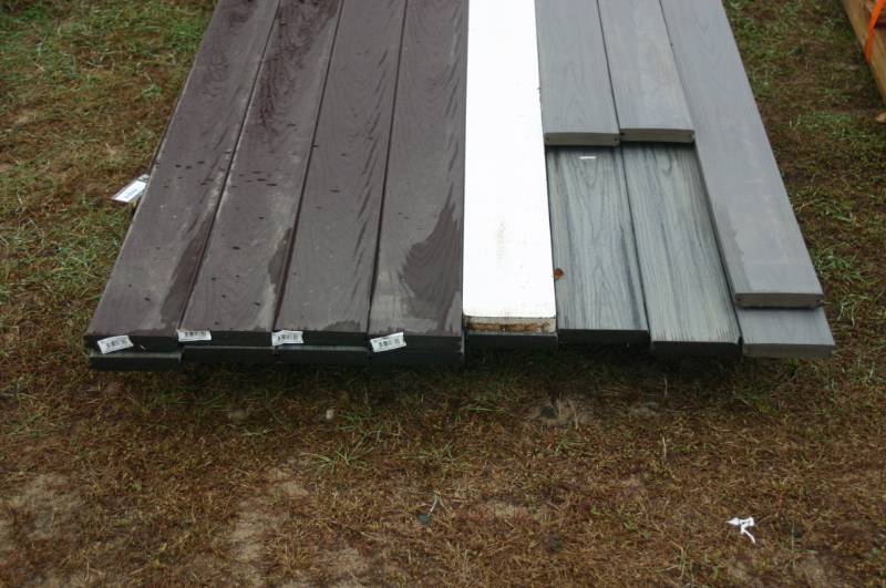lot 368 image: Trex Decking