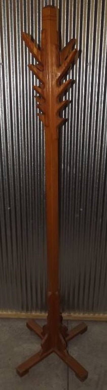lot 37 image: Coat Rack