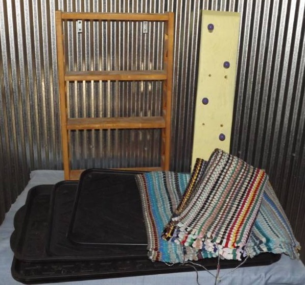 lot 333 image: Home Dcor and More