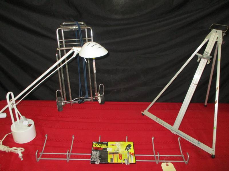 Portable drawing easel, Bright drawing lamp, tool organizer, large plastic bucket