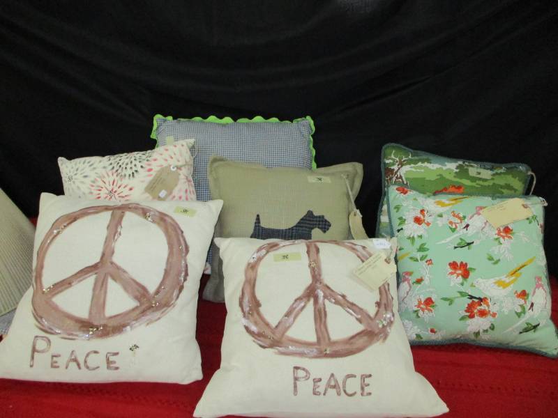 Minnesota Handmade Throw pillows and Lamp shade New with tags