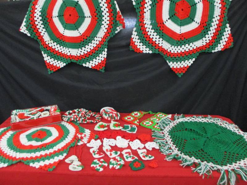 Large collection of Hand knitted Christmas items, Stockings, Table clothes