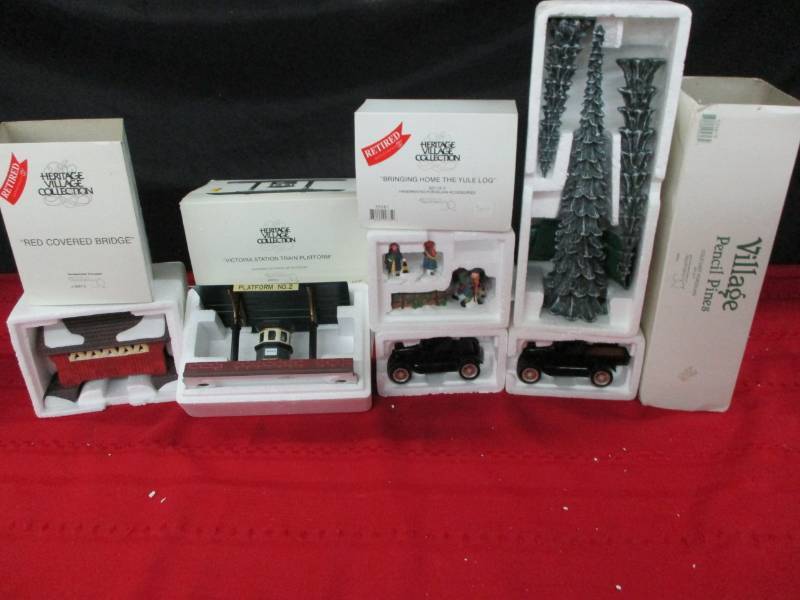Dickenson and department 56 Village Houses see pictures