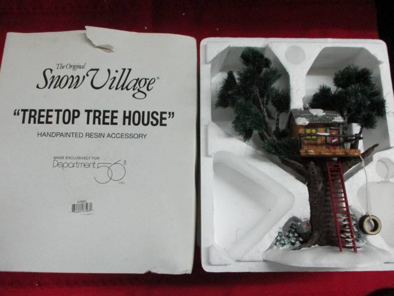 Department 56 Tree Top Tree House Snow Village