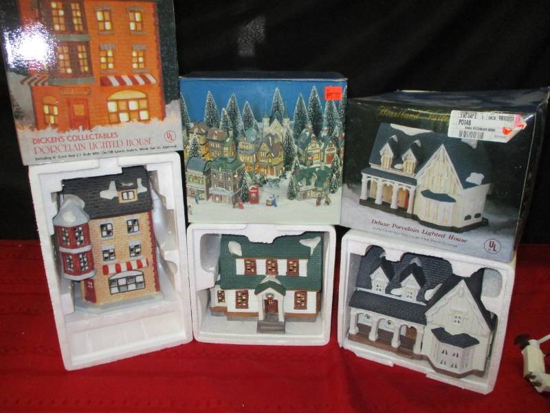 Heartland Valley Village Collector Village Houses