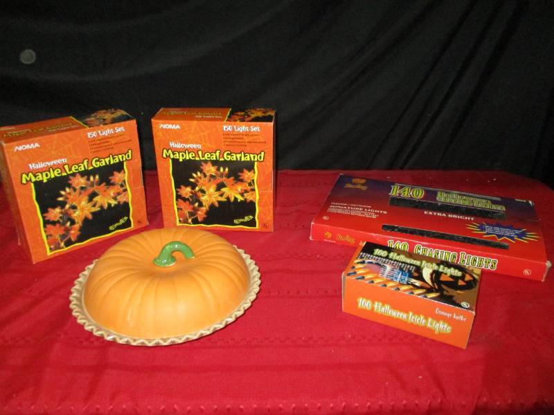Fall Dcor, Maple Leaf Light Up Garland and Orange lights