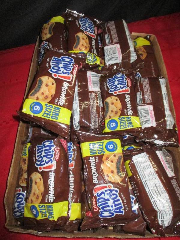 26 chips ahoy  and 9 blue