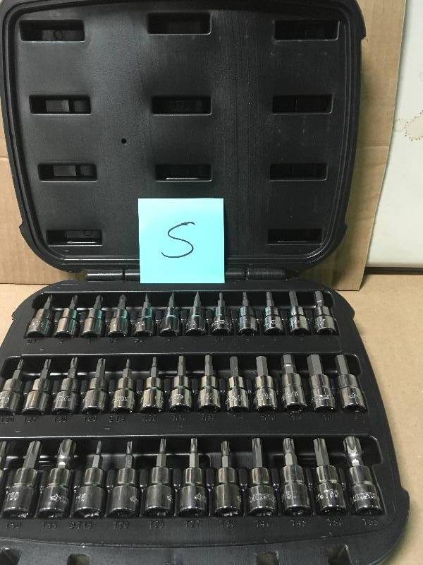 lot 5 image: Husky 38 in. Drive Master Bit Socket Set (37-Piece)  in like new condition