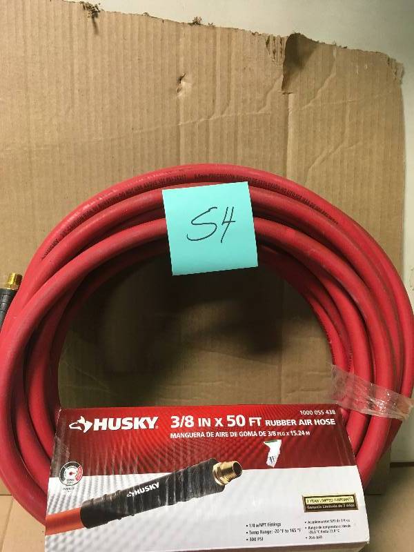 lot 54 image: Husky 38 in. x 50 ft. Red Rubber Air Hose in good condition