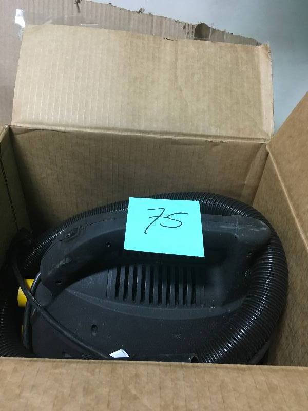 lot 75 image: Stinger 2.5 Gal. 1.75-Peak HP Compact Wet Dry Vac USED in good condition