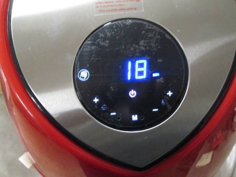 lot 18 image: X-Large Air Fryer by Ginnys open b...