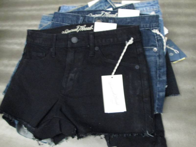lot 148 image: Lot of 14- Assorted Size 0 Ladies S...