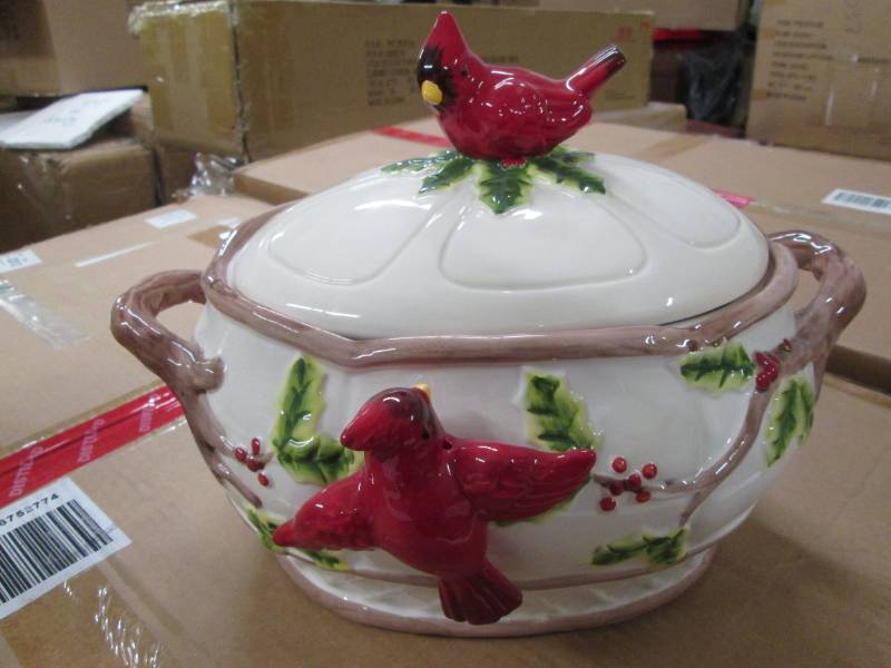lot 173 image: Ceramic Holiday Soup Tureen...