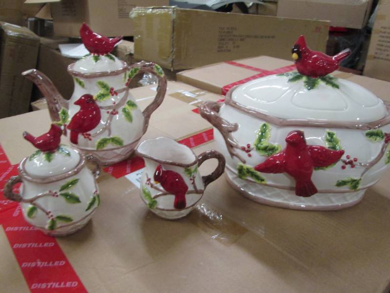lot 177 image: Ceramic Holiday Soup Tureen with Ma...