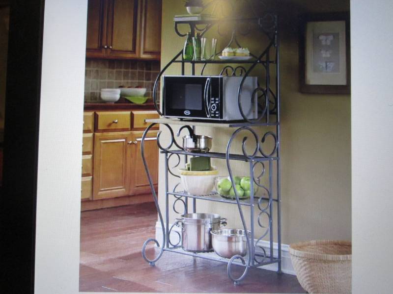 lot 191 image: Scroll Bakers Rack open box Retail...