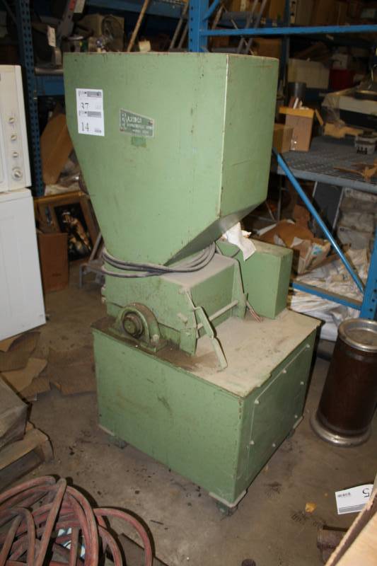 lot 14 image: Polymer Machinery Corporation Double Angle Cut Plastic Grinder