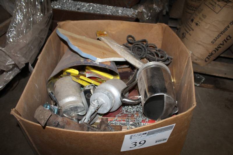 lot 39 image: Tools, Parts, Home Goods, Home Dcor - Paint Sprayer, Pitcher, Jack, Chains, And More